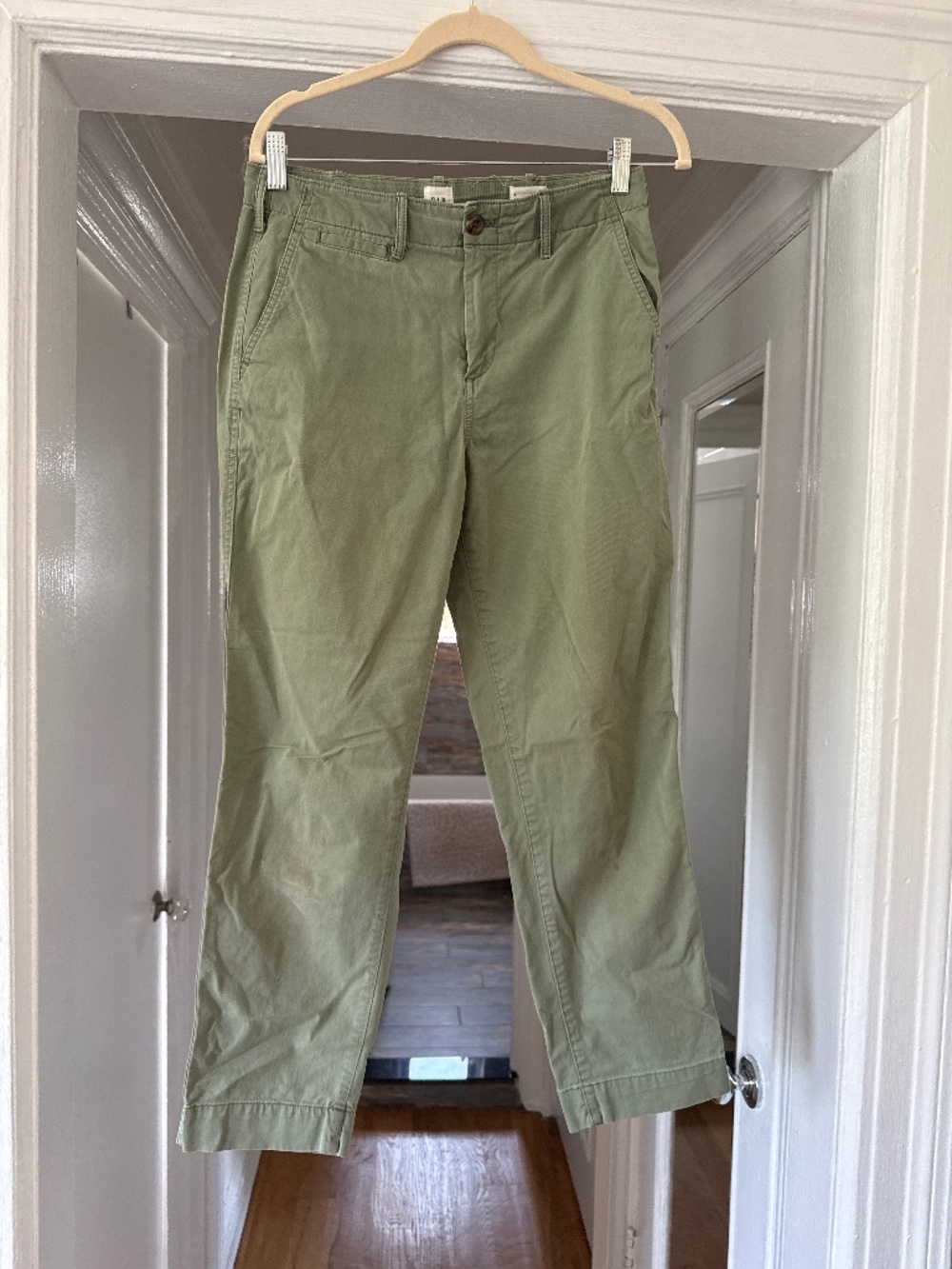 Gap green khaki